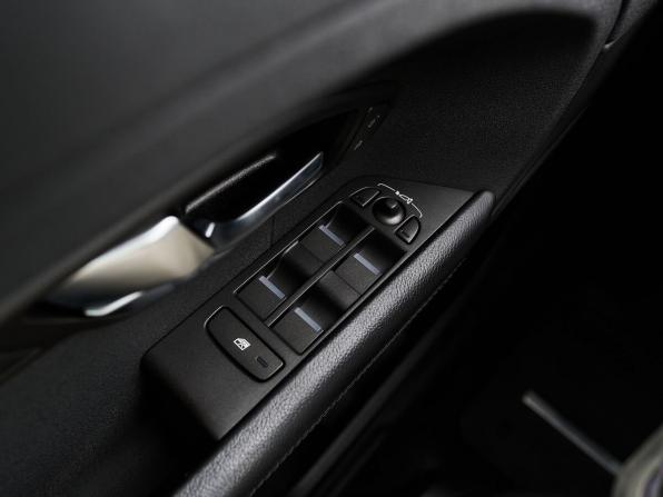 Land Rover Range Rover Evoque I с пробегом 2014 года, цена 1 847 000 рублей, 210084 км, внедорожник, Автокод Объявления