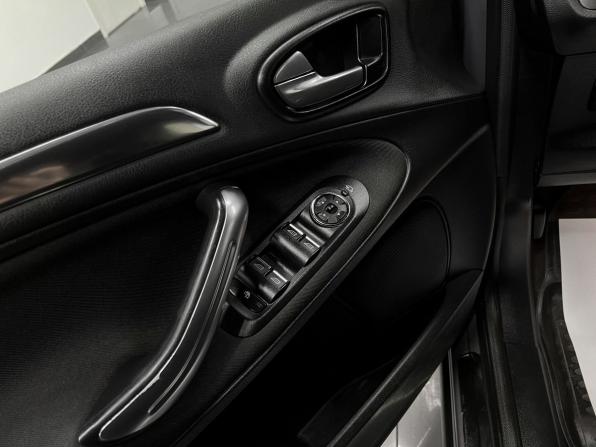 Ford S-MAX I Рестайлинг с пробегом 2012 года, цена 1 070 000 рублей, 284419 км, минивэн, Автокод Объявления