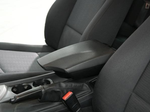 BMW 1 серии I (E81/E82/E87/E88) Рестайлинг с пробегом 2011 года, цена 780 000 рублей, 258000 км, хэтчбек, Автокод Объявления