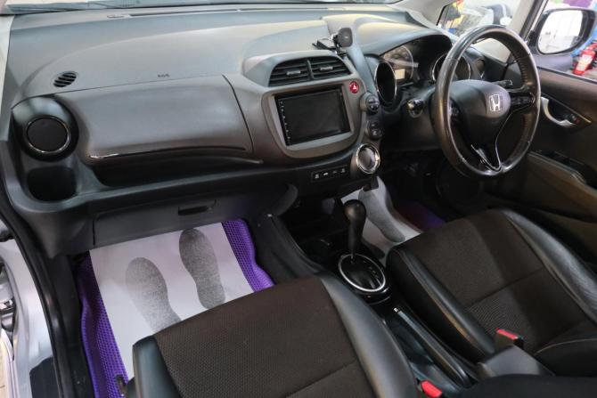 Honda Fit Shuttle I с пробегом 2013 года, цена 1 199 000 рублей, 154000 км, универсал, Автокод Объявления