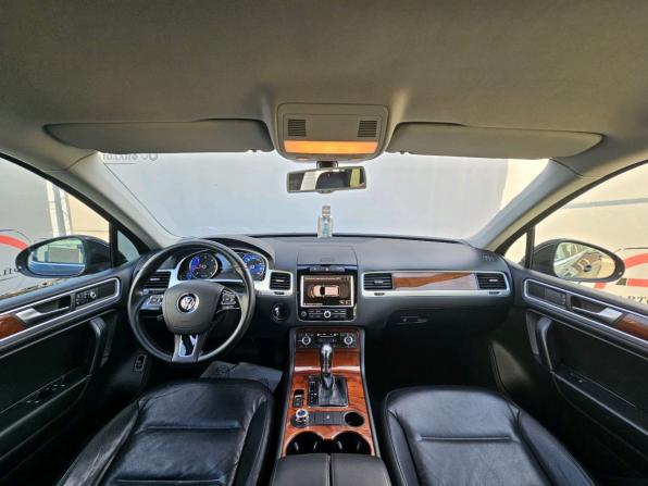 Volkswagen Touareg II с пробегом 2011 года, цена 1 850 000 рублей, 247508 км, внедорожник, Автокод Объявления