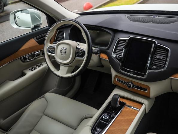 Volvo XC90 II Рестайлинг 1 с пробегом 2021 года, цена 4 699 000 рублей, 127331 км, внедорожник, Автокод Объявления