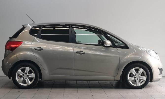 Kia Venga I с пробегом 2011 года, цена 895 000 рублей, 158270 км, минивэн, Автокод Объявления