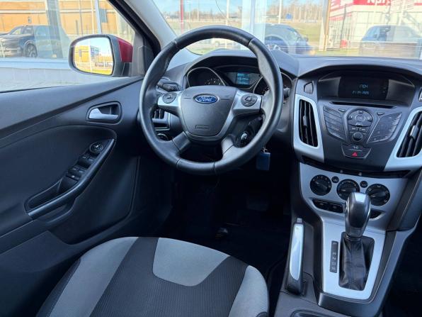 Ford Focus III с пробегом 2013 года, цена 565 000 рублей, 291000 км, седан, Автокод Объявления