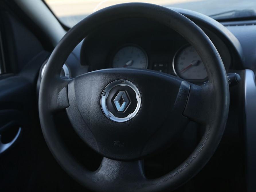 Renault Sandero I Иваново  - изображение 16
