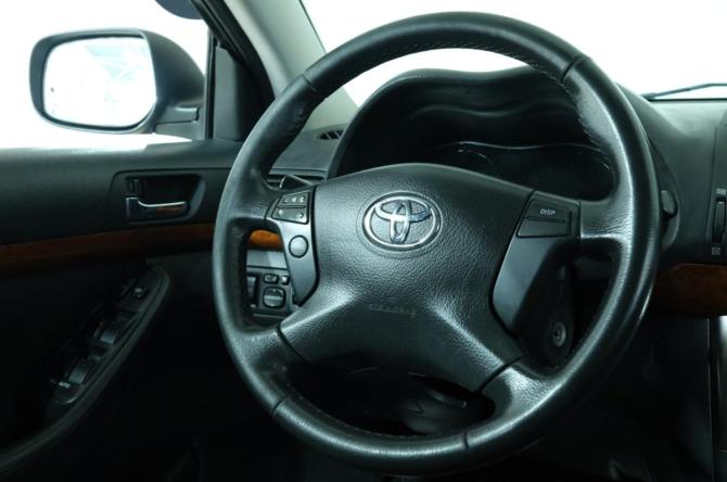 Toyota Avensis II Рестайлинг с пробегом 2006 года, цена 839 000 рублей, 269000 км, седан, Автокод Объявления