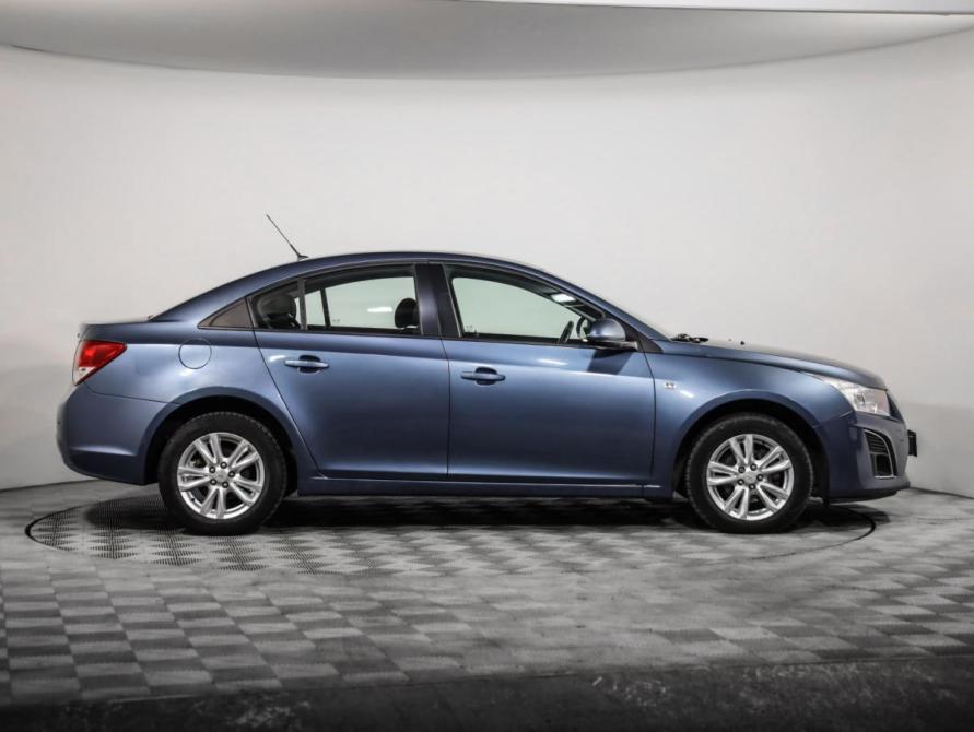 Chevrolet Cruze I Рестайлинг Санкт-Петербург  - изображение 4