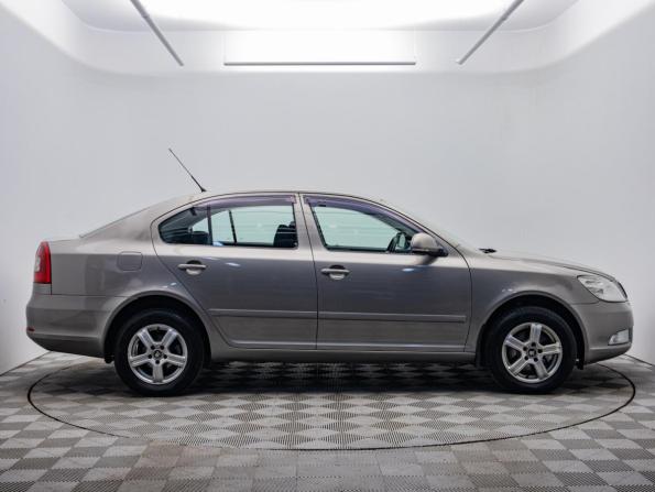Skoda Octavia II (A5) Рестайлинг с пробегом 2009 года, цена 684 000 рублей, 292723 км, лифтбек, Автокод Объявления