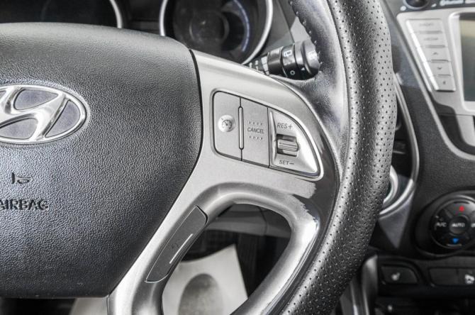 Hyundai ix35 I с пробегом 2011 года, цена 1 349 000 рублей, 242000 км, внедорожник, Автокод Объявления