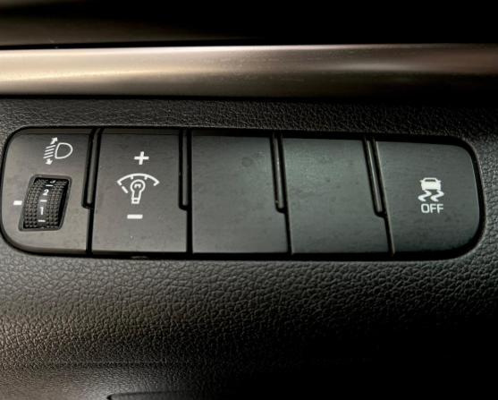 Hyundai Elantra VI (AD) Рестайлинг с пробегом 2020 года, цена 1 650 000 рублей, 81000 км, седан, Автокод Объявления