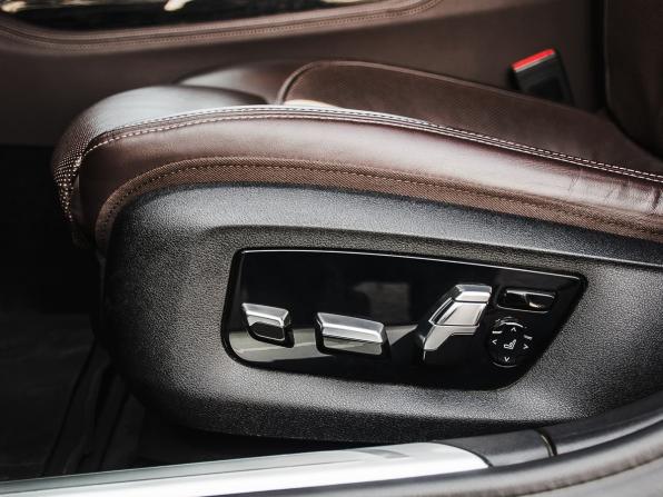 BMW 7 серии VI (G11/G12) Рестайлинг с пробегом 2019 года, цена 5 990 000 рублей, 98326 км, седан, Автокод Объявления