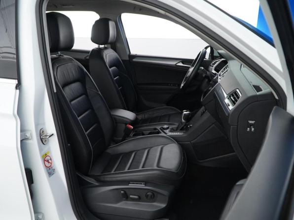 Volkswagen Tiguan II Рестайлинг с пробегом 2021 года, цена 2 550 000 рублей, 235208 км, внедорожник, Автокод Объявления