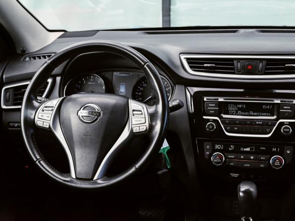Nissan Qashqai II с пробегом 2017 года, цена 1 635 000 рублей, 165713 км, внедорожник, Автокод Объявления