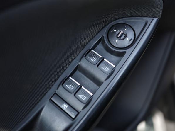 Ford Focus III с пробегом 2011 года, цена 799 000 рублей, 144438 км, хэтчбек, Автокод Объявления