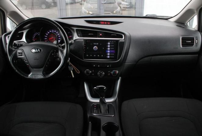 Kia Ceed II Рестайлинг с пробегом 2017 года, цена 1 290 000 рублей, 167520 км, универсал, Автокод Объявления