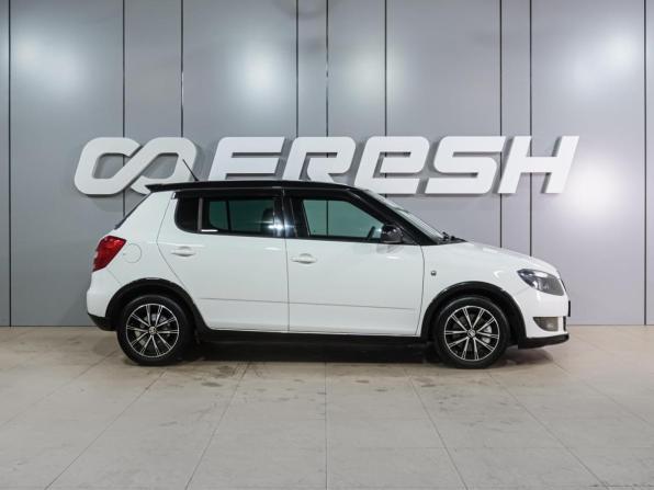 Skoda Fabia II Рестайлинг с пробегом 2012 года, цена 989 000 рублей, 151863 км, хэтчбек, Автокод Объявления