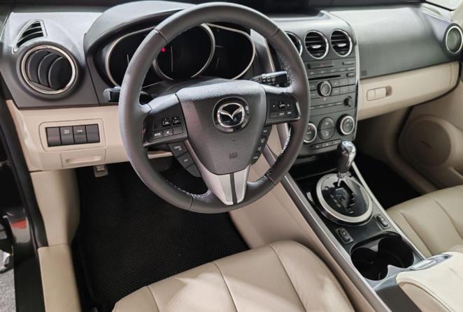 Mazda CX-7 I Рестайлинг с пробегом 2010 года, цена 900 000 рублей, 212000 км, внедорожник, Автокод Объявления