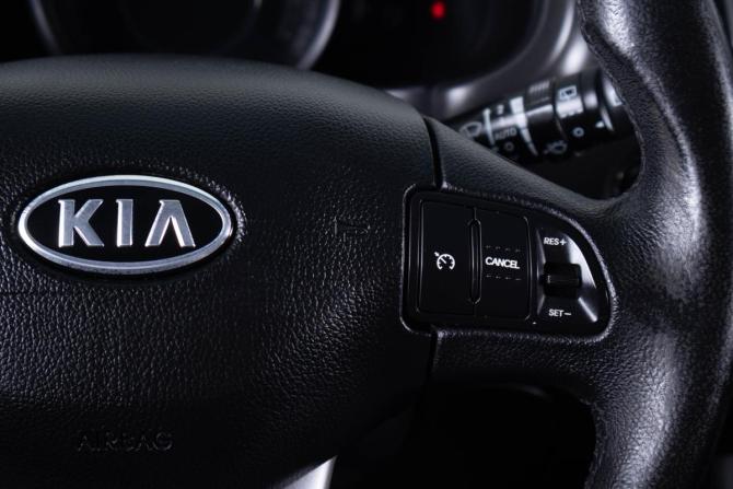 Kia Sportage III с пробегом 2012 года, цена 1 359 000 рублей, 213000 км, внедорожник, Автокод Объявления