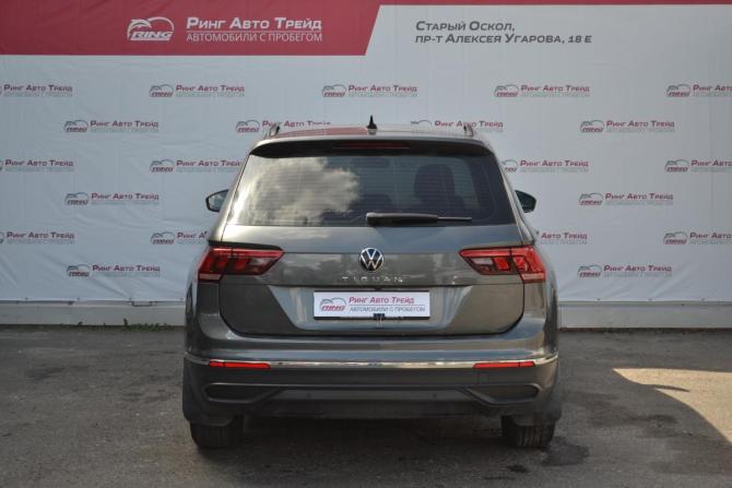 Volkswagen Tiguan II Рестайлинг с пробегом 2021 года, цена 2 480 000 рублей, 102990 км, внедорожник, Автокод Объявления