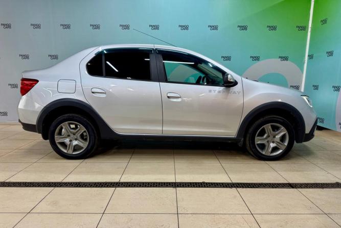 Renault Logan II Рестайлинг с пробегом 2019 года, цена 1 110 000 рублей, 122620 км, седан, Автокод Объявления