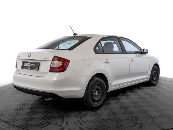 Skoda Rapid I Рестайлинг с пробегом 2019 года, цена 885 000 рублей, 182152 км, лифтбек, Автокод Объявления