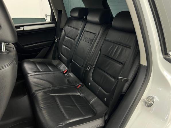 Volkswagen Touareg II с пробегом 2012 года, цена 1 700 000 рублей, 180889 км, внедорожник, Автокод Объявления