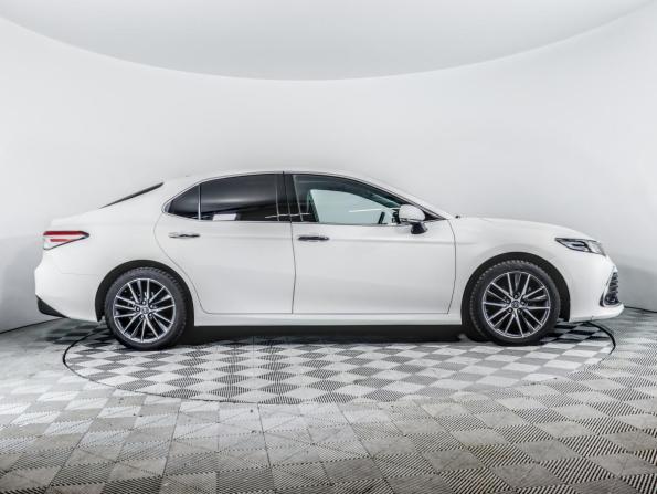 Toyota Camry VIII (XV70) Рестайлинг с пробегом 2023 года, цена 3 400 000 рублей, 36563 км, седан, Автокод Объявления