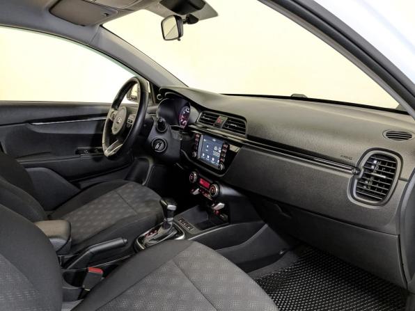 Kia Rio IV с пробегом 2020 года, цена 1 715 000 рублей, 64334 км, хэтчбек, Автокод Объявления