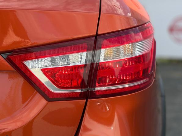 Lada (ВАЗ) Vesta I с пробегом 2021 года, цена 1 289 000 рублей, 64366 км, универсал, Автокод Объявления