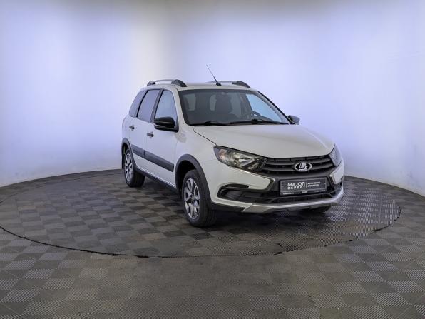 Lada (ВАЗ) Granta I Рестайлинг с пробегом 2023 года, цена 880 000 рублей, 49735 км, универсал, Автокод Объявления