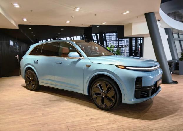 Новый Li Auto (Lixiang) L7 I Рестайлинг 2025 года, цена 10 950 585 рублей, внедорожник, Автокод Объявления