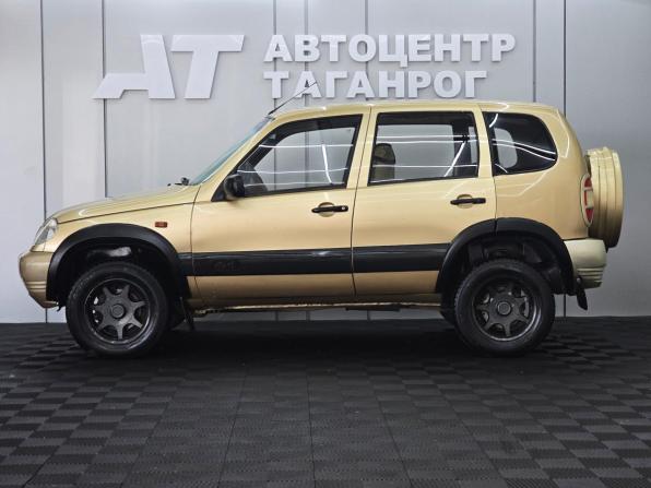Chevrolet Niva I с пробегом 2004 года, цена 349 000 рублей, 230000 км, внедорожник, Автокод Объявления