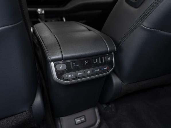 Toyota Highlander IV (XU70) с пробегом 2026 года, цена 5 300 000 рублей, 41 км, внедорожник, Автокод Объявления