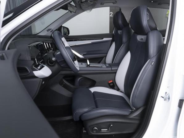 Geely Atlas II с пробегом 2025 года, цена 3 069 000 рублей, 3469 км, внедорожник, Автокод Объявления