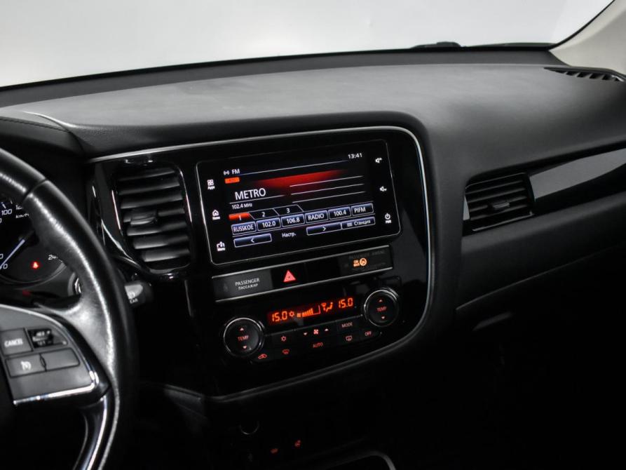 Mitsubishi Outlander III Рестайлинг 3 Санкт-Петербург  - изображение 16