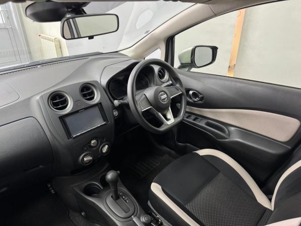 Nissan Note II Рестайлинг с пробегом 2017 года, цена 885 000 рублей, 93650 км, хэтчбек, Автокод Объявления