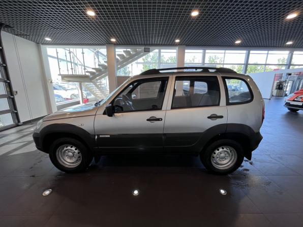 Chevrolet Niva I Рестайлинг с пробегом 2011 года, цена 495 000 рублей, 128699 км, внедорожник, Автокод Объявления
