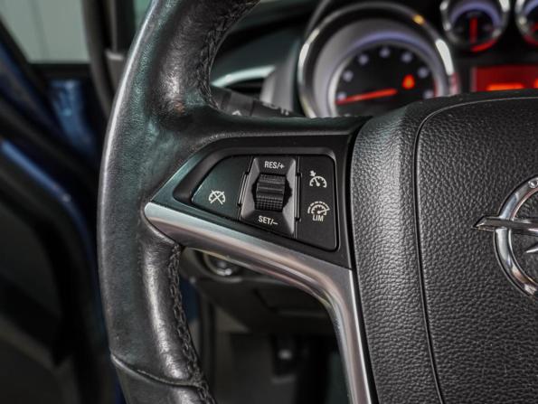 Opel Astra J Рестайлинг с пробегом 2013 года, цена 911 000 рублей, 160099 км, хэтчбек, Автокод Объявления
