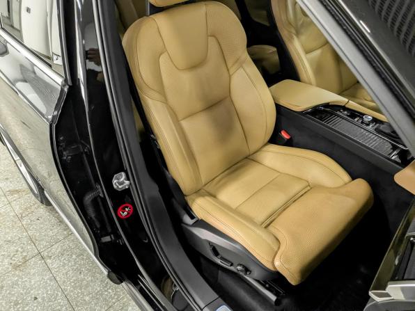 Volvo XC90 II с пробегом 2017 года, цена 3 550 000 рублей, 157203 км, внедорожник, Автокод Объявления