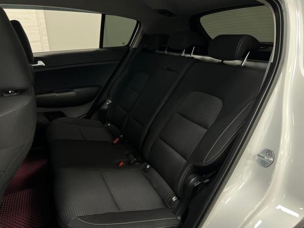 Kia Sportage IV Рестайлинг с пробегом 2021 года, цена 2 370 000 рублей, 196864 км, внедорожник, Автокод Объявления