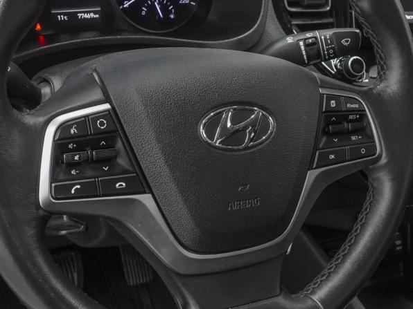 Hyundai Solaris II Рестайлинг с пробегом 2021 года, цена 1 830 000 рублей, 77469 км, седан, Автокод Объявления