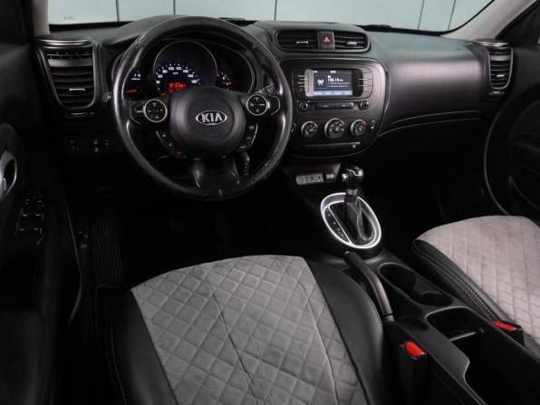 Kia Soul II Рестайлинг с пробегом 2018 года, цена 1 589 000 рублей, 170599 км, хэтчбек, Автокод Объявления