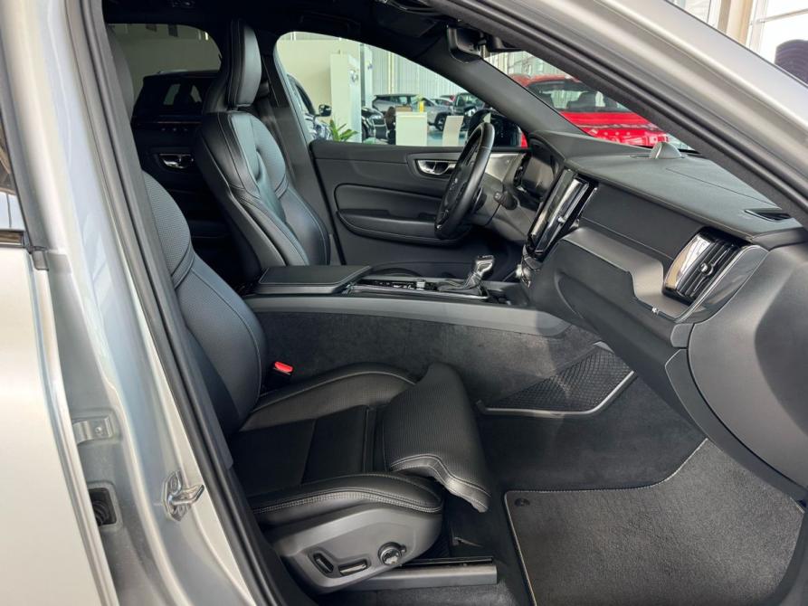 Volvo XC60 II Москва  - изображение 15