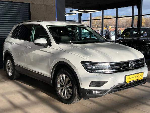 Volkswagen Tiguan II с пробегом 2017 года, цена 2 820 000 рублей, 93031 км, внедорожник, Автокод Объявления