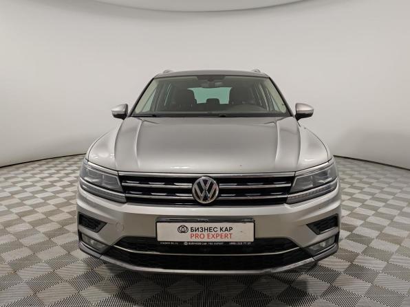 Volkswagen Tiguan II с пробегом 2017 года, цена 2 629 000 рублей, 88105 км, внедорожник, Автокод Объявления