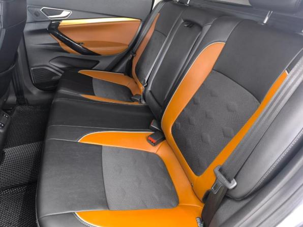 Lada (ВАЗ) Vesta I Рестайлинг (NG) с пробегом 2024 года, цена 1 524 570 рублей, 24945 км, универсал, Автокод Объявления