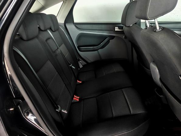 Ford Focus II Рестайлинг с пробегом 2011 года, цена 445 000 рублей, 175698 км, хэтчбек, Автокод Объявления