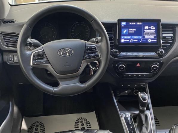 Hyundai Solaris II Рестайлинг с пробегом 2020 года, цена 1 695 000 рублей, 55340 км, седан, Автокод Объявления