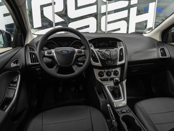 Ford Focus III с пробегом 2011 года, цена 690 000 рублей, 207655 км, хэтчбек, Автокод Объявления