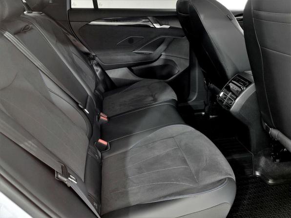 Volkswagen Tiguan III (China Market) с пробегом 2024 года, цена 4 200 000 рублей, 1972 км, внедорожник, Автокод Объявления